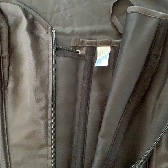 Zip up corset- perfect for Halloween - Picture 3 of 3